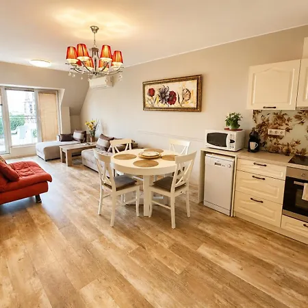 Boutique 2br | Pearl & Views Apartment *