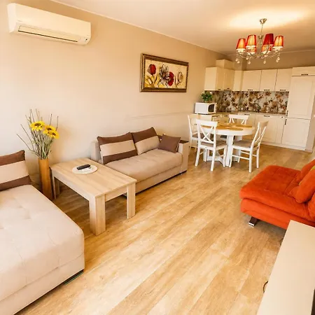 Boutique 2br | Pearl & Views Apartment *